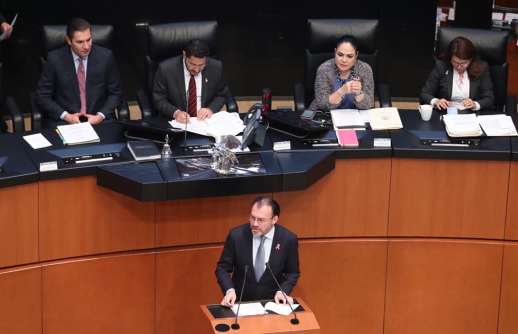 Al término de su comparecencia, Videgaray Caso reconoció el trabajo de personal del Servicio Exterior Mexicano. Foto: Lucía Godínez/EL UNIVERSAL