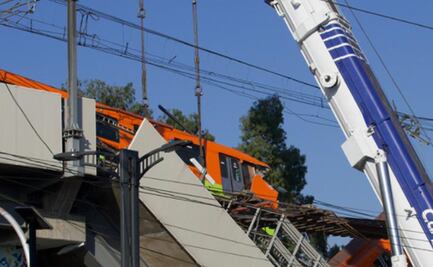 Retiran parte del tren que cayó tras colapso de tramo de la Línea 12 del Metro