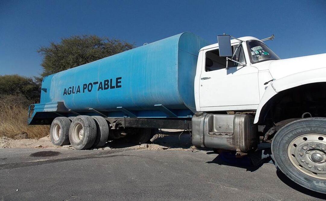 Además de la recuperación del combustible, se hizo el aseguramiento de 162 vehículos principalmente camionetas, pipas, camiones, remolques, etc. (Foto: Archivo)