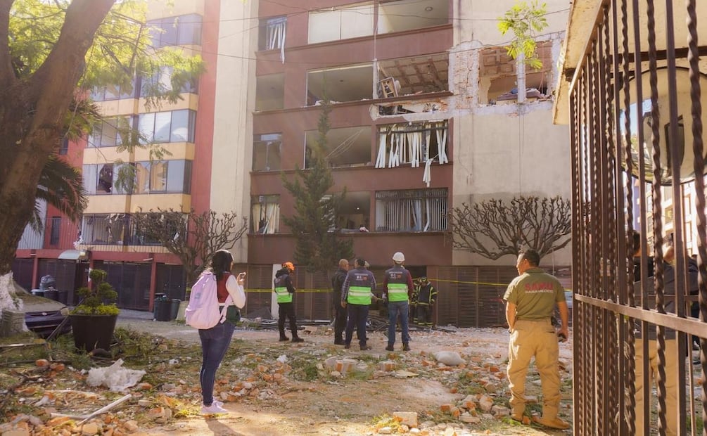 Se registró una explosión por acumulación de gas en paseos de Tasqueña en la alcaldía de Coyoacán. Fotos: Osmar Alvarado | EL UNIVERSAL