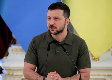 Zelenski denuncia que un dron ruso ha impactado en la central de Chernóbil; “los niveles de radiación no han aumentado y están siendo evaluados”