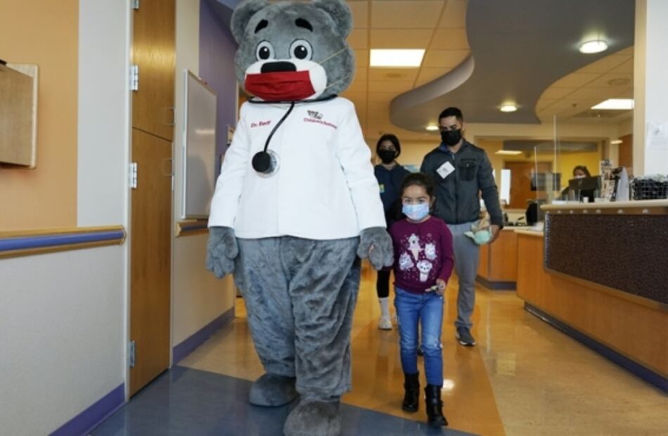 Comienza vacunación antiCovid en niños de entre 5 y 12 años en EU