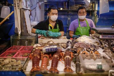 Pekín continúa en alerta para frenar el nuevo brote de coronavirus