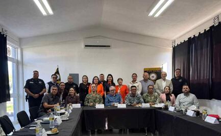 Rocha Moya encabeza Mesa de Coordinación por la Paz en Sinaloa; alcaldes y mandos federales participan en la estrategia