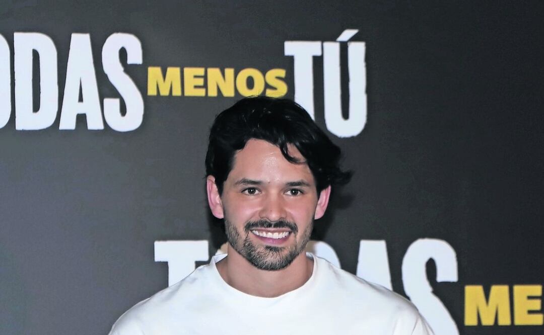 Ricardo Abarca comparte créditos con actores como María Gabriela de Faría, Christopher Uckermann, Manolo Cardona, entre otros. Foto: Clasos