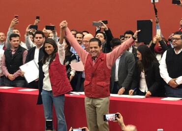 Sylvana Beltrones y “Maloro” Acosta registran fórmula al Senado por Sonora