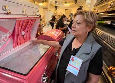 Ofertan ataúdes de Barbie, la Santa Muerte y carrozas blindadas en la Expo Funerarias