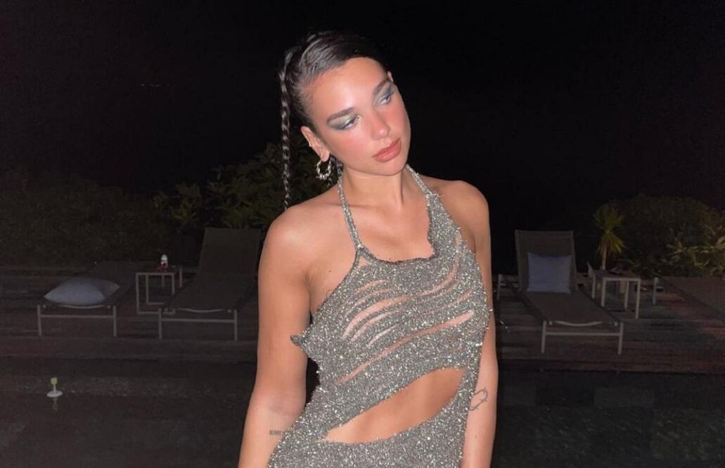 Dua Lipa sigue cautivando con su estilo Y2K / Foto: Instagram @dualipa