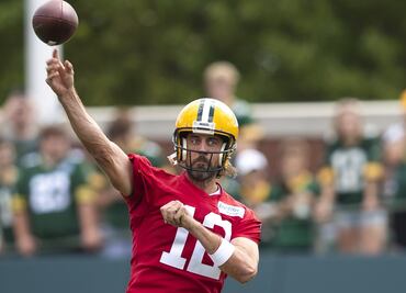 Aaron Rodgers en un "trabajo en proceso" con su relación con el gerente de los Packers
