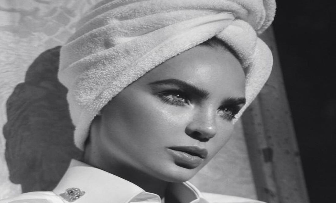 Belinda no deja de sorprendernos con sus outfits para uno de los programas estelares de la televisora del Ajusco / Foto: Instagram @belindapop