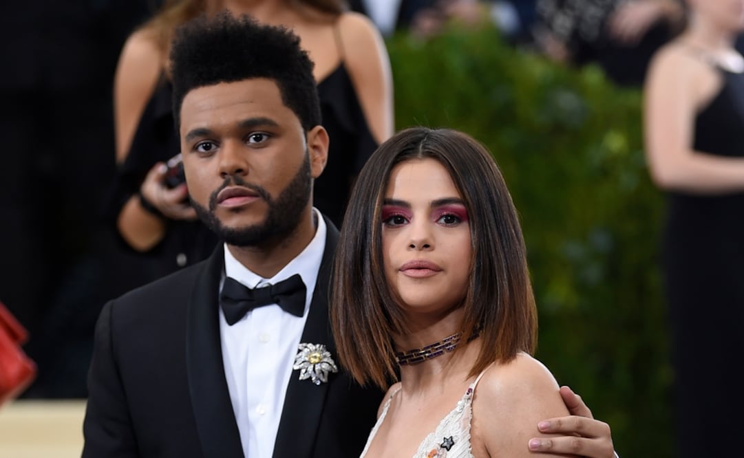 The Weeknd y Selena Gomez asistieron a la gala del Metropolitan Museum en mayo de 2017. Foto: Evan Agostini/Invision/AP, archivo