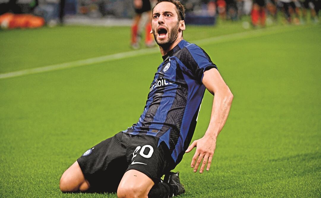 Hakan Calhanoglu busca la gloria europea con el Inter / Foto: AFP