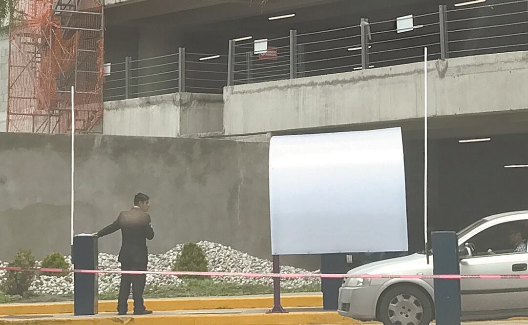 Según la administración del centro comercial, al terminar la remodelación tendrán 9 mil cajones de estacionamiento para los clientes. Foto: REBECA JIMÉNEZ. EL UNIVERSAL
