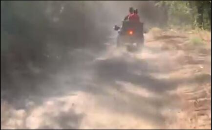 Alan Pulido hace deportes de alto riesgo en plena pretemporada