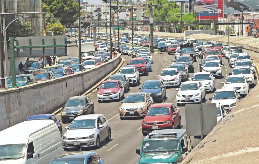 Los artículos de la ley contemplan la movilidad no solo de automóviles, sino también de peatones y vehículos que no usan motor. Foto: Archivo El Universal