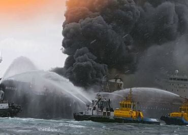 Especialistas de EU apoyarán en labores para sofocar incendio en buque