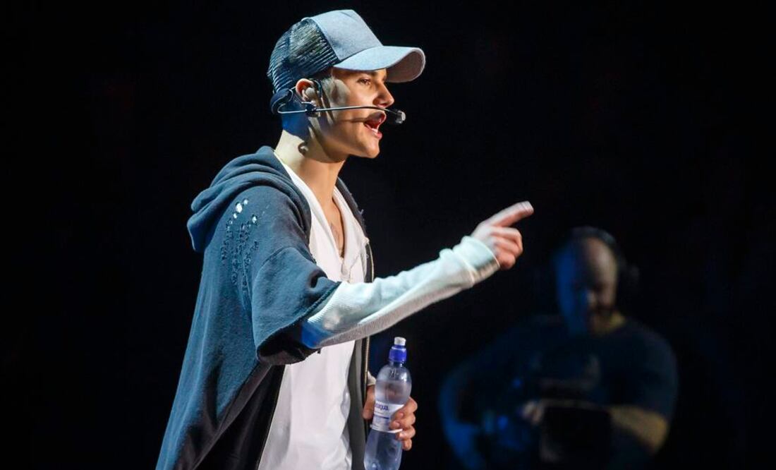 "Tuve un primer gran show, pro em acabo de enterar de lo que pasó en París. Mis pensamientos y oraciones están con todos #Pray For Paris", escribió en su Twitter. FOTO: Archivo/EFE.