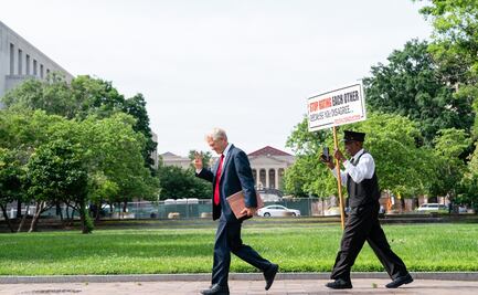 Exfuncionario de Trump se declara inocente de desacato ante investigación por asalto al Capitolio