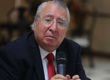 "Como aves de rapiña", embajador de México en el Vaticano denuncia robo de regalos del Papa en el AICM