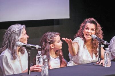 Las Garza unen anécdotas en teatro