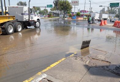 Se pierde 40% de agua en fugas, informa Sacmex