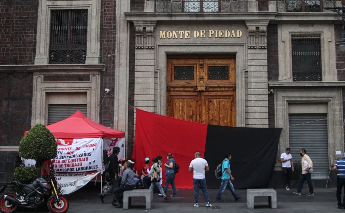 ⚖️ Tras 7 meses de huelga, la Secretaría del Trabajo y Previsión Social plantea una salida democrática al conflicto en el Nacional Monte de Piedad, estancado en “punto muerto”.