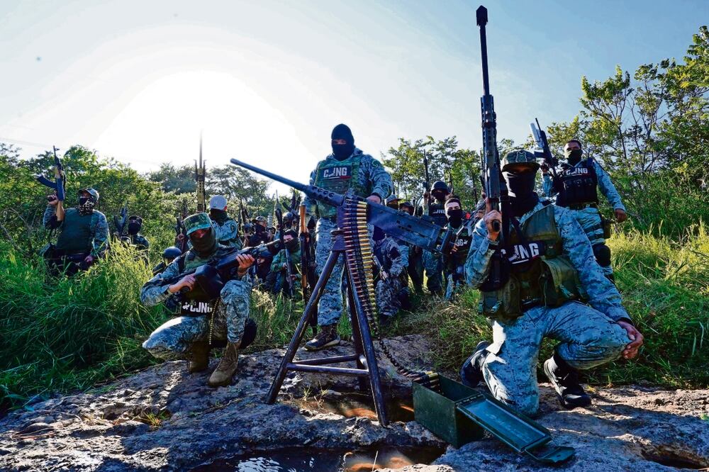 El CJNG ya se había infiltrado en el sistema financiero mediante el blanqueo de capitales, y la constitución de empresas fantasma que reportaban ganancias o utilidades provenientes de la actividad del narcotráfico. Foto: Cuartoscuro