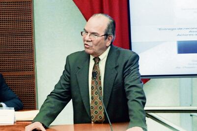 Casillas presume aumento a actores