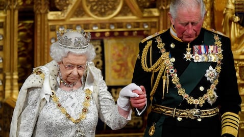 Reina Isabel II: la silenciosa transición que comenzó en Reino Unido entre la monarca y el príncipe Carlos