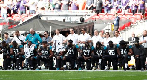 Ravens y Jaguars se unen en contra de Donald Trump