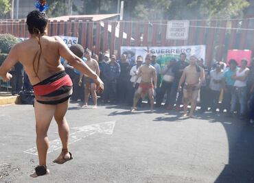 Por bloqueo, diputados posponen sesión; llevan al límite aprobación del Presupuesto