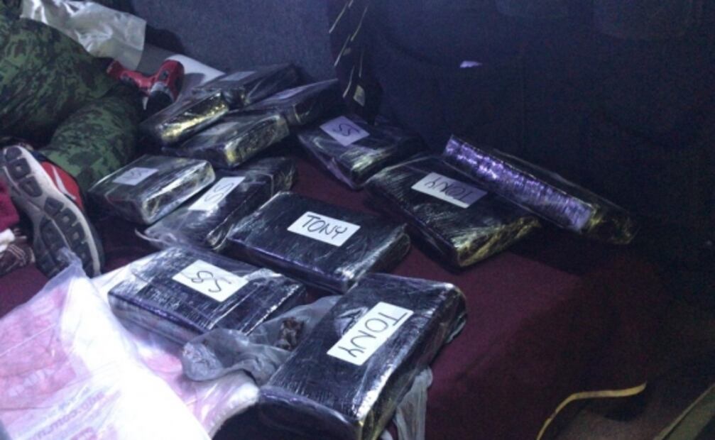 Militares y policías aseguran 15 kilos de cocaína en Chiapas