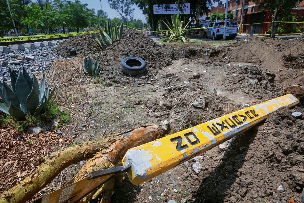 Se realizará la remediación del suelo en los tres puntos contaminados por las tomas clandestinas y se reemplazará el tubo, dijo Myriam Urzúa. Foto: Luis Camacho