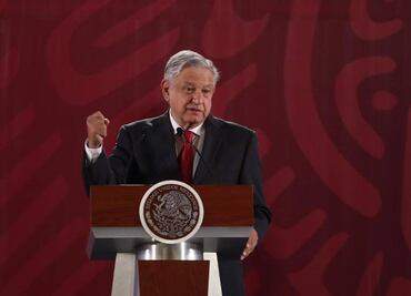AMLO acusa a Ochoa Reza de omisión en CFE al dejar pasar contratos "dañinos"