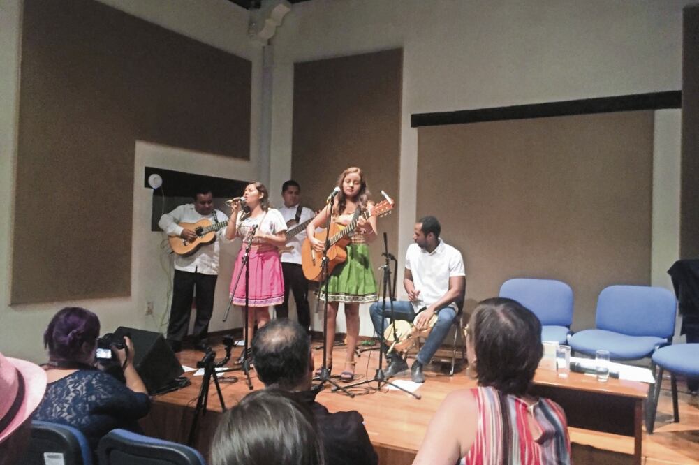 Interpetaron temas de varios autores latinoamericanos / JANET MÉRIDA. EL UNIVERSAL