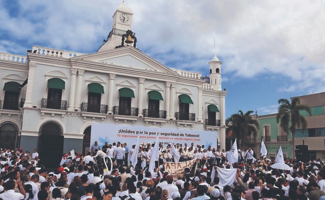 Morena organizó la movilización en Tabasco. Foto: de LUMA LÓPEZ. EL UNIVERSAL
