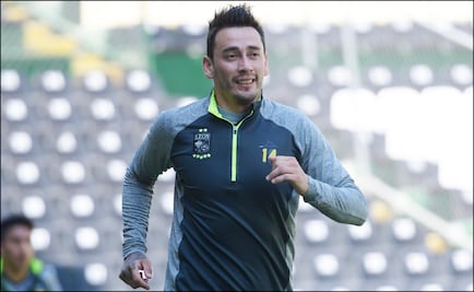 En León, Sambueza regresa y sale Vinicio Angulo 