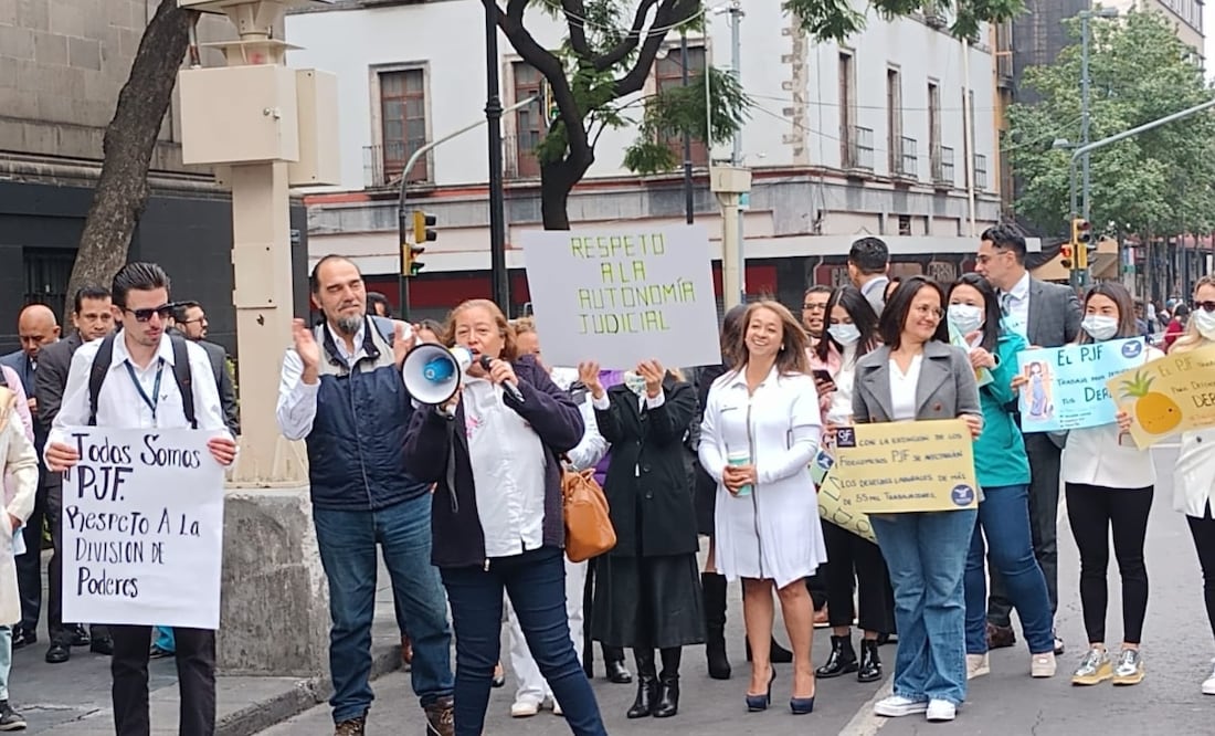 Segundo día de bloqueos de empleados del Poder Judicial Foto: Manuel Espino/ EL UNIVERSAL