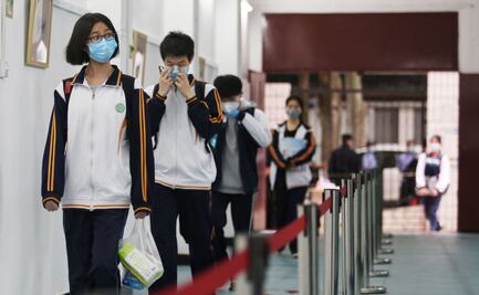 China admite que Covid-19 reveló "lagunas" en su sistema de salud