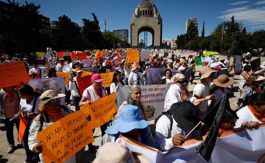 Animalistas a favor del Refugio Franciscano toman las calles de la CDMX (25/01/2026). Foto: Diego Simón / EL UNIVERSAL