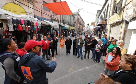 Realizan simulacro de sismo en delegación Cuauhtémoc