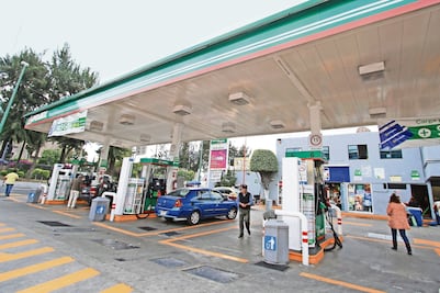 A inicio de año, sube precio de la gasolina