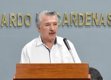 Fiscal de Tabasco presenta renuncia; podría ir por diputación con Morena