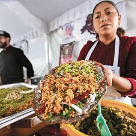 Reinventan comida típica en Toluca