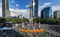 México vence a Sudáfrica y desata fiesta masiva en el Ángel de la Independencia