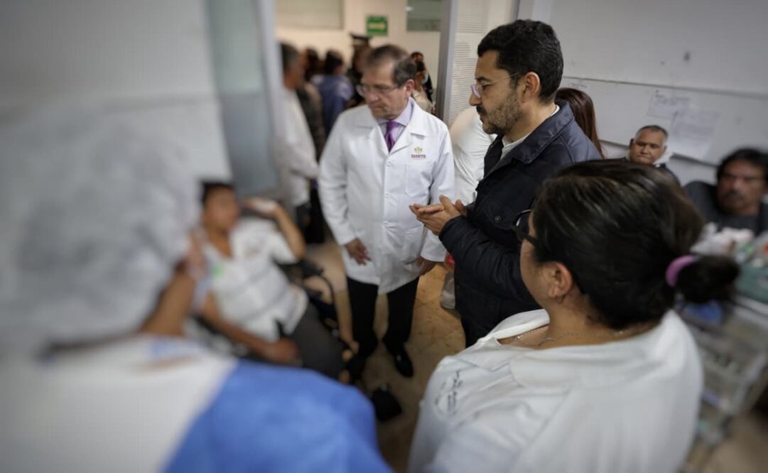 26 lesionados por explosión de pipa de gas son atendidos en el ISSSTE.
Foto: Especial.