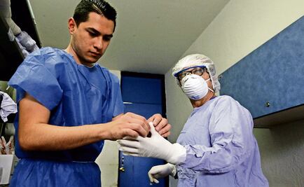 Mexico’s Social Security Institute will grant temporary disability leaves to encourage people to stay home