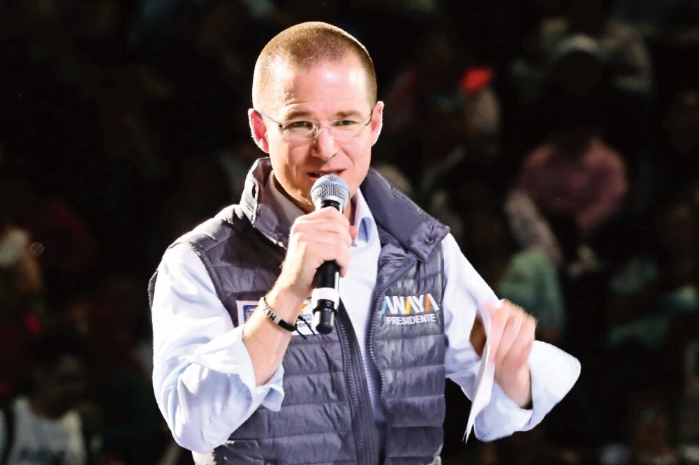 El candidato presidencial Ricardo Anaya presentó la campaña # Noesnormal, la cual pretende apoyar y respaldar a las mujeres que sufren violencia. (ARIEL OJEDA. EL UNIVERSAL)