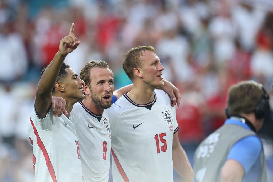 Selección de Inglaterra en festejo, tras avanzar a las semifinales del Mundial de 2026 - Foto: AFP