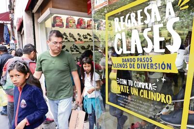 Destina CDMX 522 mdp para útiles y uniformes escolares